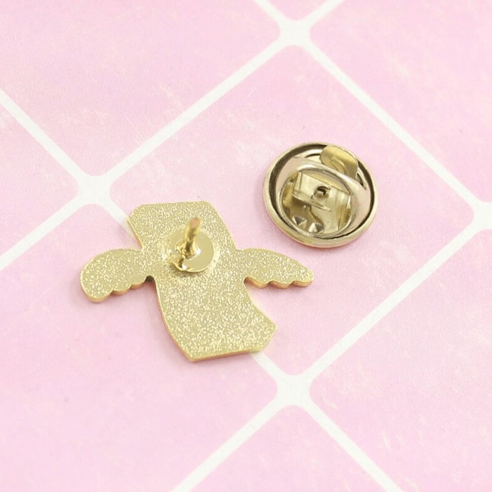 Fly Money Pin - Picture 4 of 5